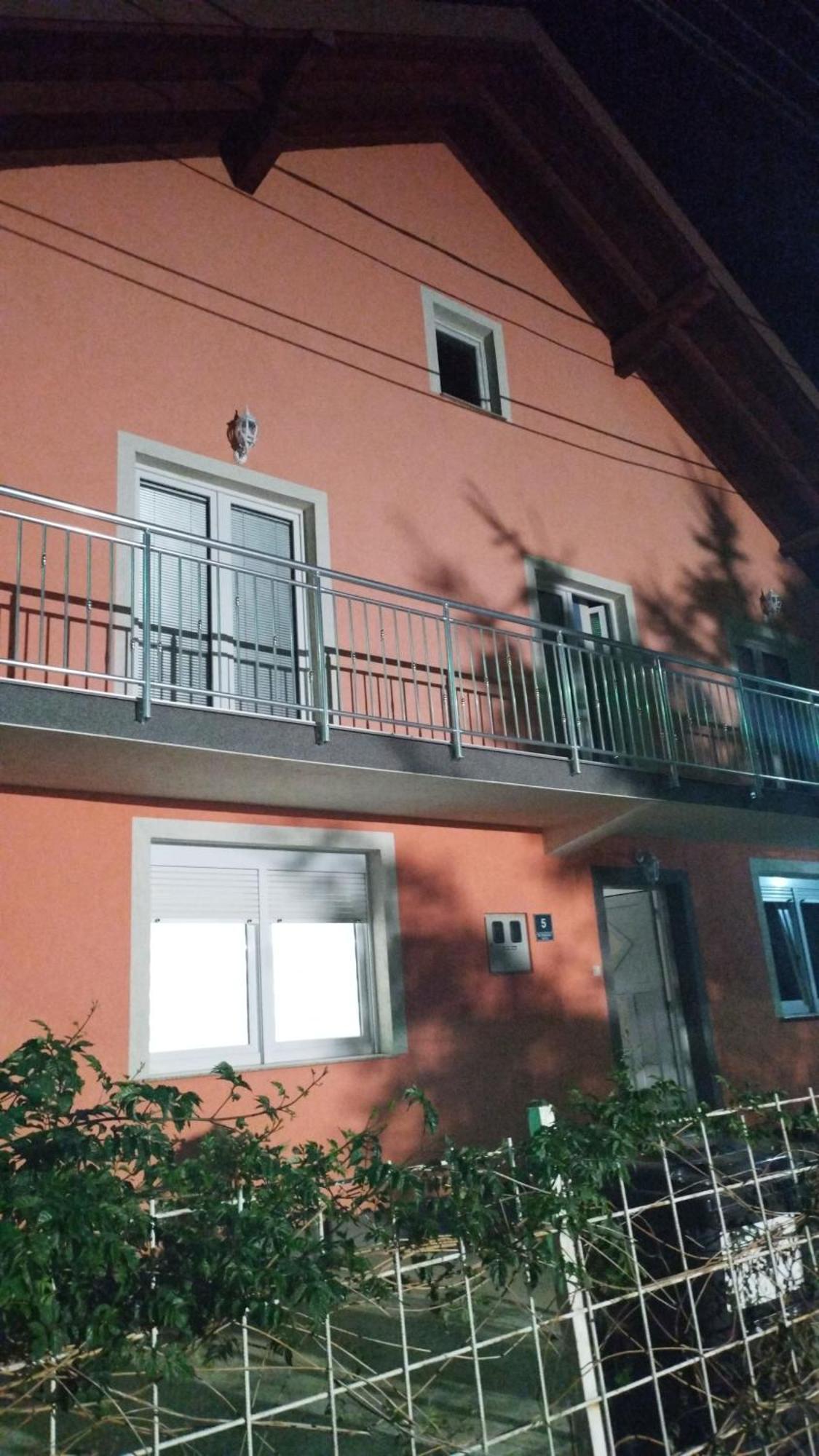 Apartman Leki Сараево Экстерьер фото